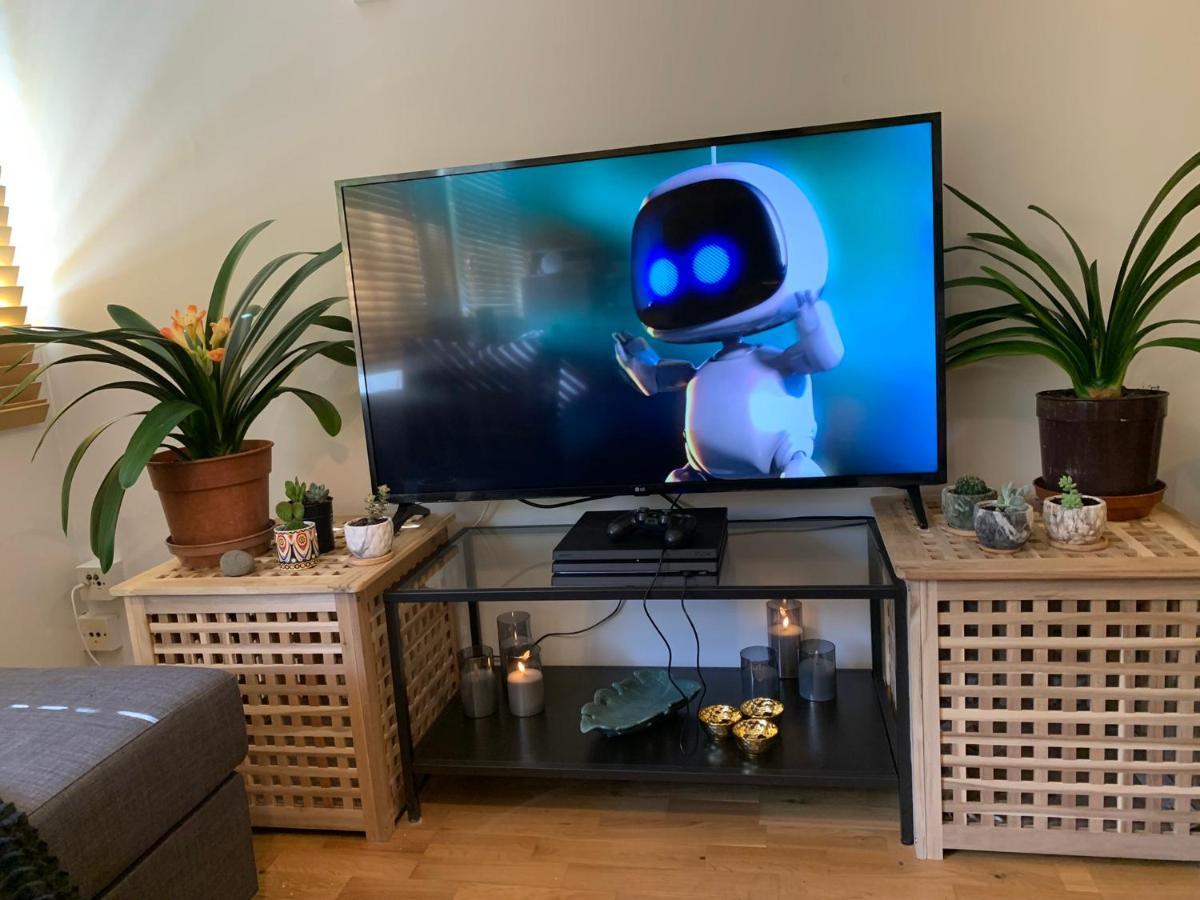 Garden Beautiful Cozy Flat , Recent Decorated. Apartment London Ngoại thất bức ảnh